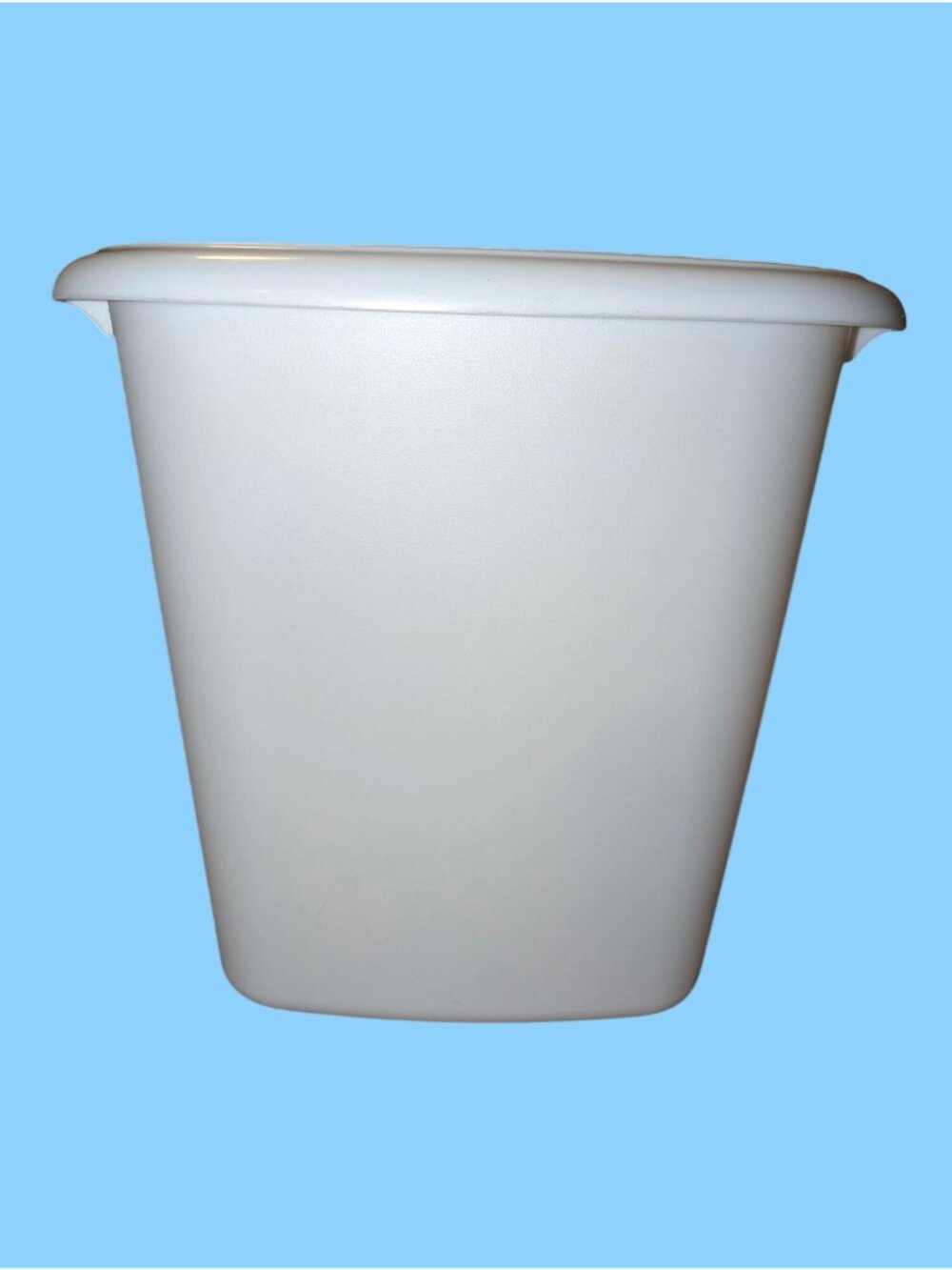 Rubbermaid White Plastic Wastebasket With Tapered Design Lightweight & Durable -